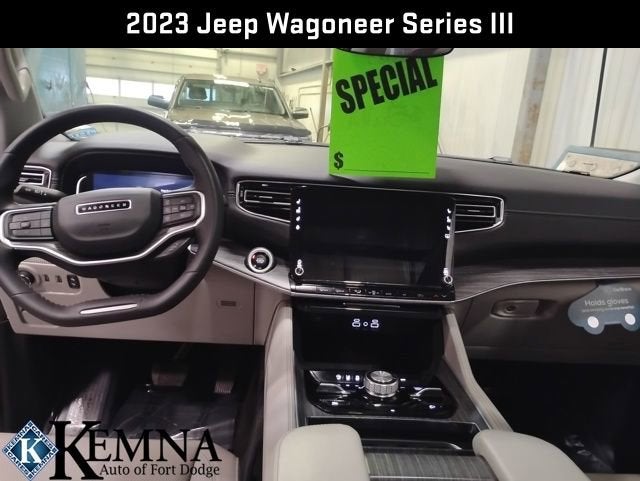 2023 Jeep Wagoneer Series III 4x4
