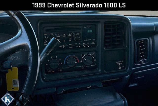 1999 Chevrolet Silverado 1500 LS