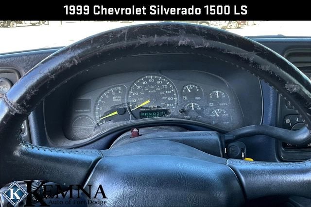 1999 Chevrolet Silverado 1500 LS