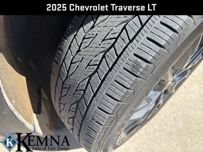 2025 Chevrolet Traverse LT