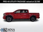 2024 Nissan TITAN Crew Cab PRO-4X 4x4