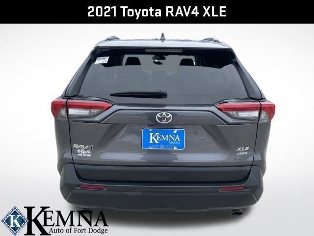 2021 Toyota RAV4 XLE