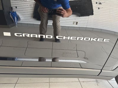 2025 Jeep Grand Cherokee GRAND CHEROKEE L LIMITED 4X4