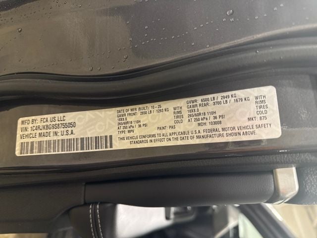 2025 Jeep Grand Cherokee GRAND CHEROKEE L LIMITED 4X4