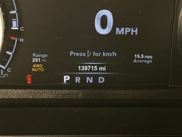 2018 RAM 1500 Laramie Crew Cab 4x4 5'7' Box