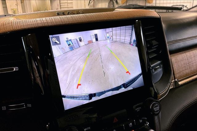 2020 RAM 1500 Laramie Longhorn Crew Cab 4x4 5'7' Box