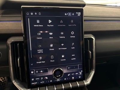 2024 GMC Acadia AWD Denali