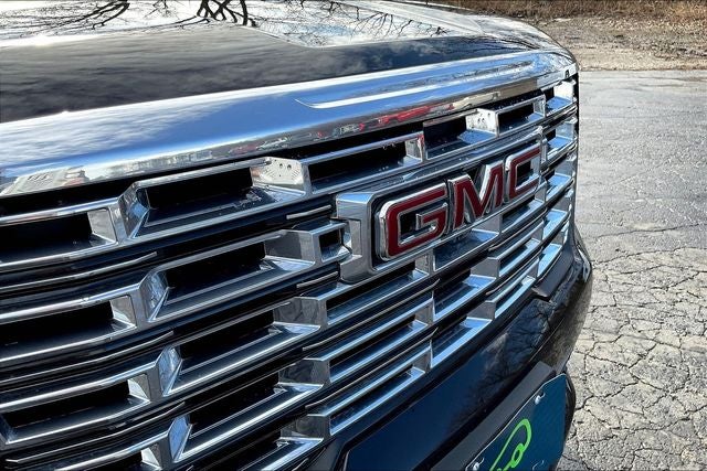 2024 GMC Acadia AWD Denali