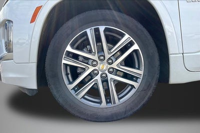 2023 Chevrolet Traverse AWD High Country