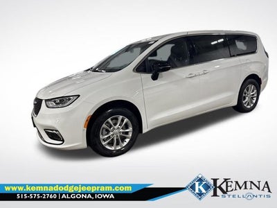 2026 Chrysler Pacifica PACIFICA SELECT AWD