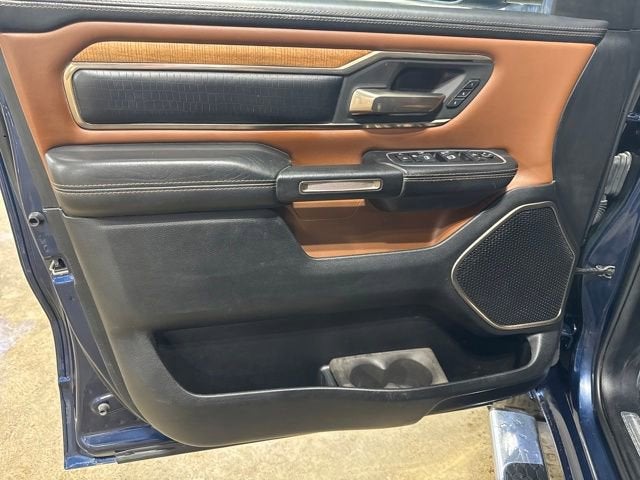 2020 RAM 1500 Laramie Longhorn Crew Cab 4x4 5'7" Box