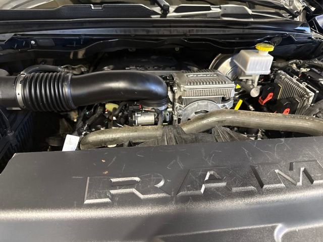 2020 RAM 1500 Laramie Longhorn Crew Cab 4x4 5'7" Box